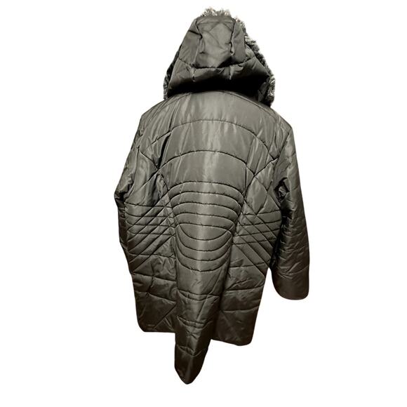Avenue Puffer Jacket Quilted Design Faux Fur Trim Hooded Solid Black W 14/16 NWT - Picture 6 of 11